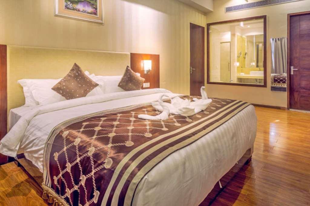 Clarion Inn Jaipur Kukas Værelse billede