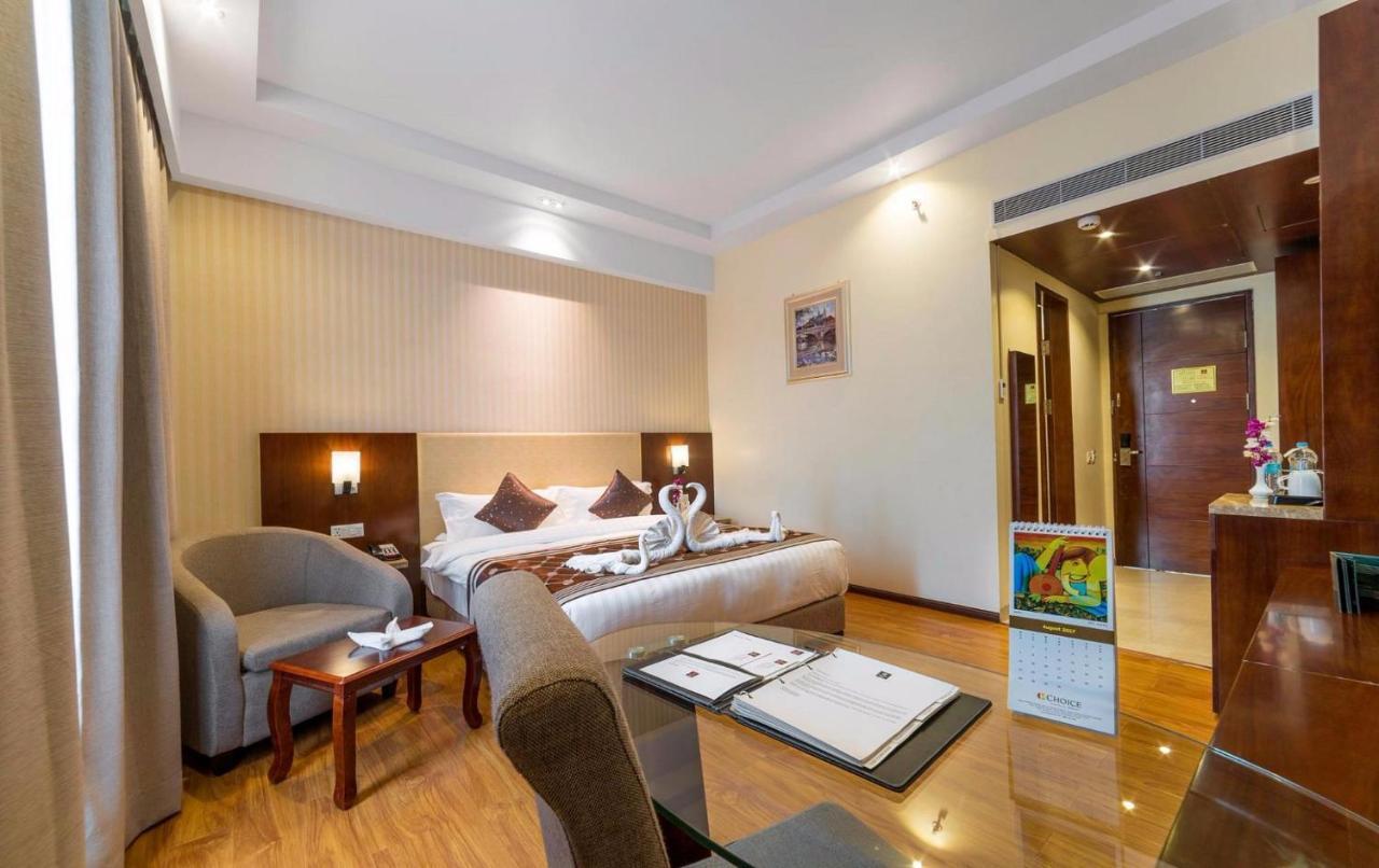 Clarion Inn Jaipur Kukas Eksteriør billede