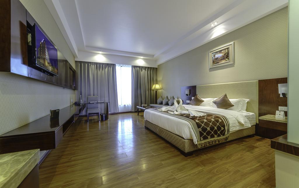 Clarion Inn Jaipur Kukas Eksteriør billede