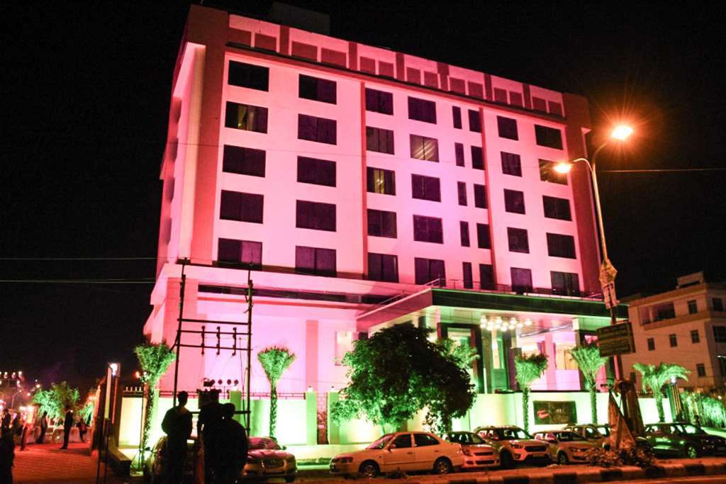 Clarion Inn Jaipur Kukas Eksteriør billede